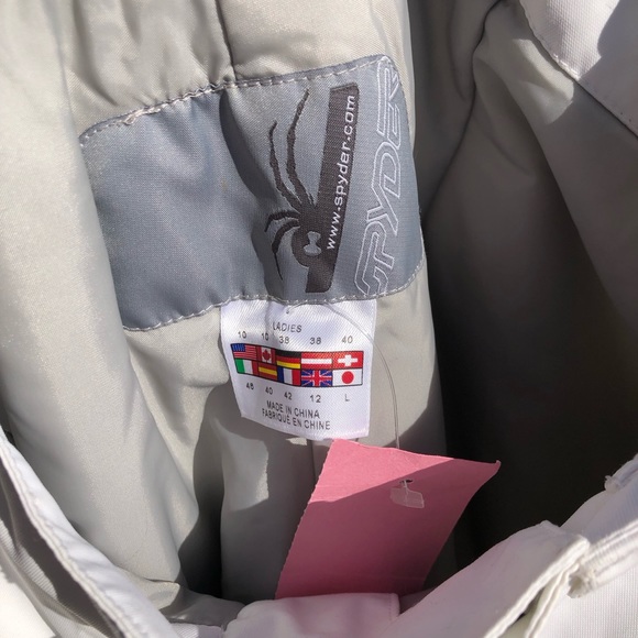 Spyder Women’s Ski Snow Bib with Removable Suspenders - Picture 15 of 15